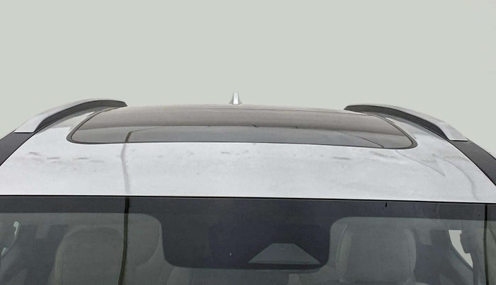 2023 Mahindra XUV700 AX 7 LUXURY P AT 7 STR, Petrol, Automatic, 19,218 km, Moonroof/ Sunroof