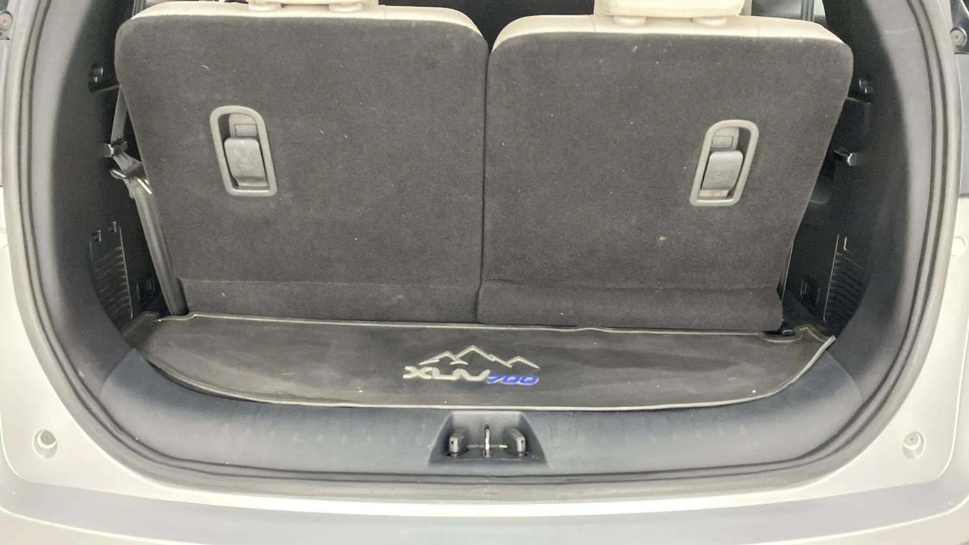 2023 Mahindra XUV700 AX 7 LUXURY P AT 7 STR, Petrol, Automatic, 19,311 km, Boot Inside