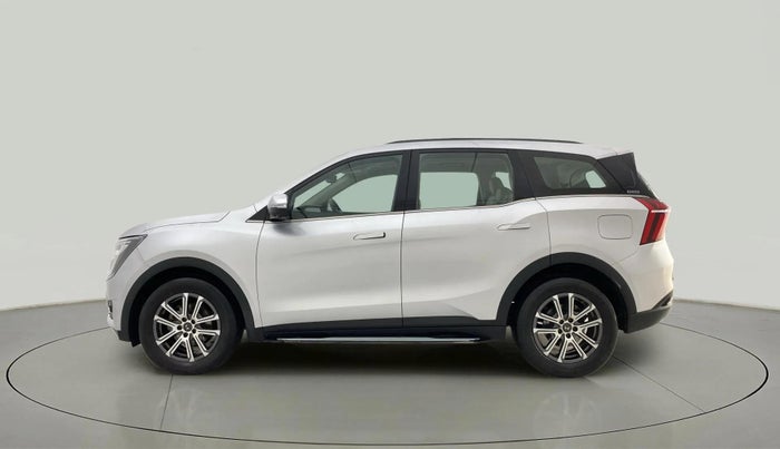 2023 Mahindra XUV700 AX 7 LUXURY P AT 7 STR, Petrol, Automatic, 19,218 km, Left Side