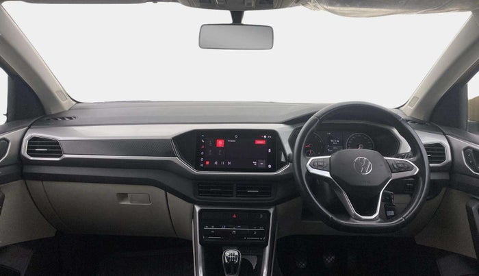 2022 Volkswagen TAIGUN GT 1.5 TSI MT, Petrol, Manual, 37,625 km, Dashboard