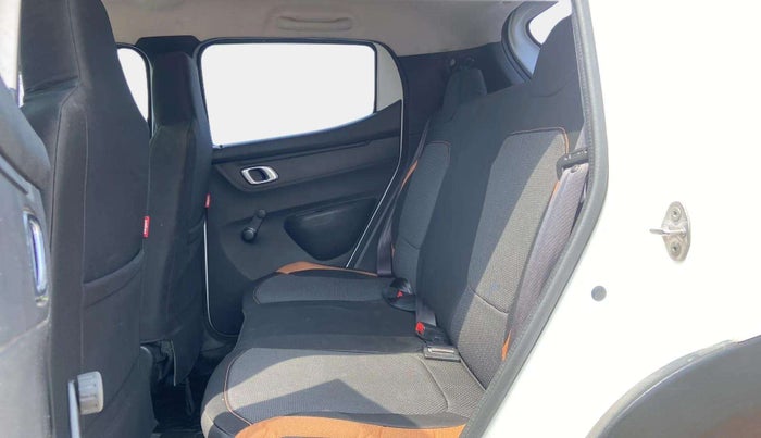 2018 Renault Kwid RXT 1.0 AMT (O), Petrol, Automatic, 29,691 km, Right Side Rear Door Cabin