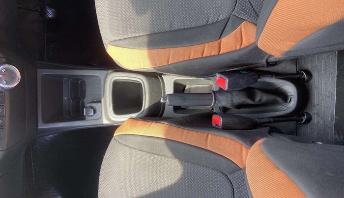 2018 Renault Kwid RXT 1.0 AMT (O), Petrol, Automatic, 29,691 km, Gear Lever