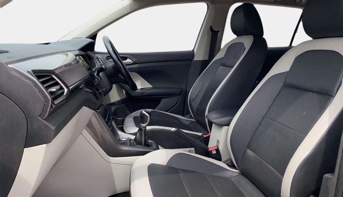 2021 Volkswagen TAIGUN TOPLINE 1.0 TSI MT, Petrol, Manual, 78,869 km, Right Side Front Door Cabin