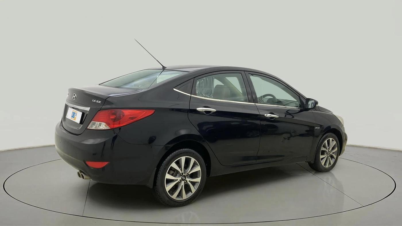 2014 Hyundai Verna FLUIDIC 1.6 VTVT SX OPT, CNG, Manual, 54,701 km, Right Back Diagonal