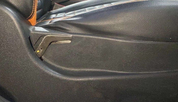 2018 Tata Tiago XT PETROL, CNG, Manual, 58,813 km, Driver Side Adjustment Panel