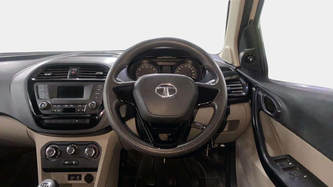 2018 Tata Tiago XT PETROL, CNG, Manual, 58,813 km, Steering Wheel Close Up