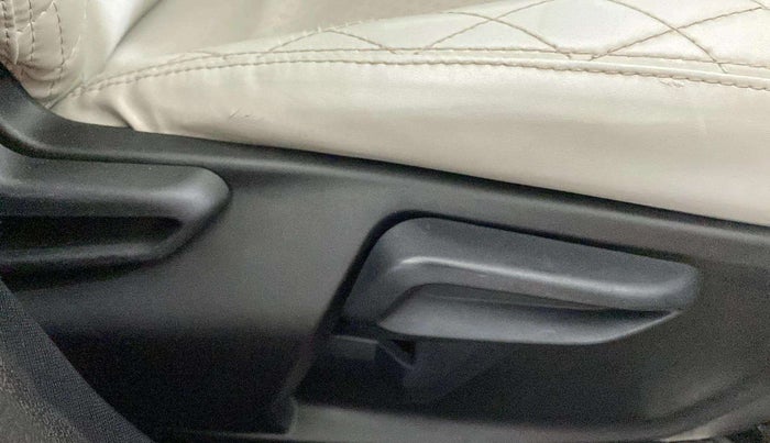 2022 Tata NEXON XZ PLUS PETROL SUNROOF, Petrol, Manual, 35,778 km, Driver Side Adjustment Panel