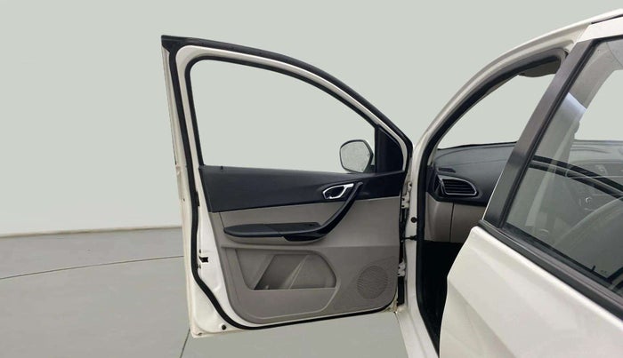 2018 Tata Tiago XZ PETROL, CNG, Manual, 63,002 km, LHS Front Door