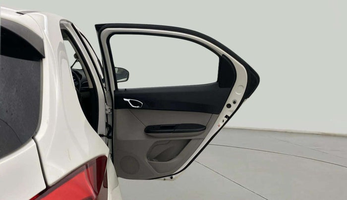 2018 Tata Tiago XZ PETROL, CNG, Manual, 63,002 km, RHS Rear Door