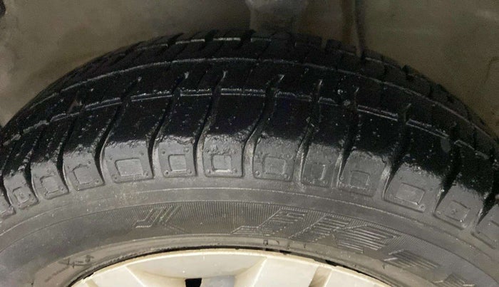 2018 Maruti Alto 800 LXI, Petrol, Manual, 13,279 km, Left Front Tyre Tread
