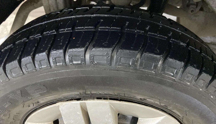 2018 Maruti Alto 800 LXI, Petrol, Manual, 13,279 km, Right Rear Tyre Tread