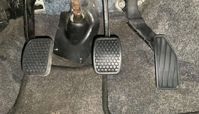 2018 Maruti Alto 800 LXI, Petrol, Manual, 13,279 km, Pedals