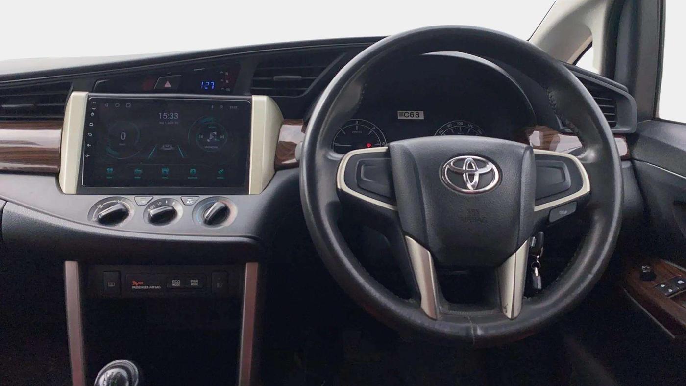 2018 Toyota Innova Crysta 2.4 VX 7 STR, Diesel, Manual, 96,091 km, Steering Wheel Close Up