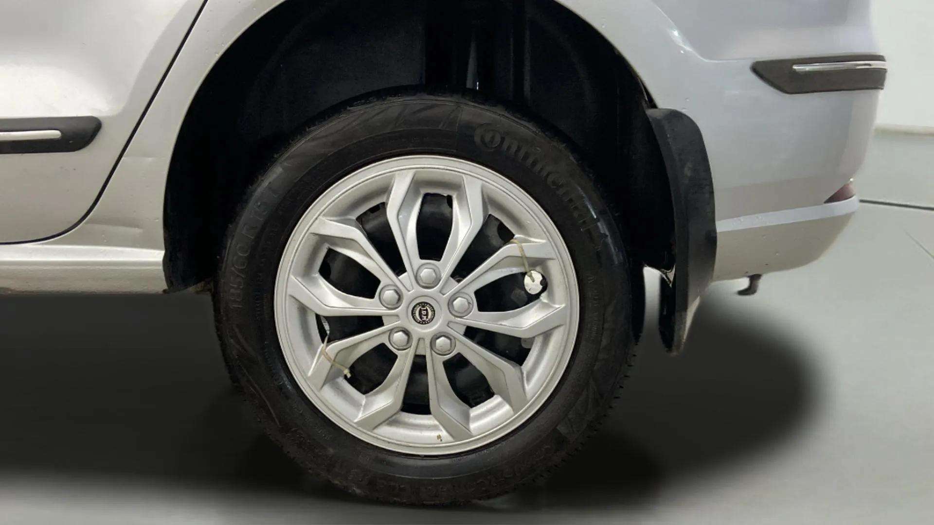 LHS-Rear-Wheel-17