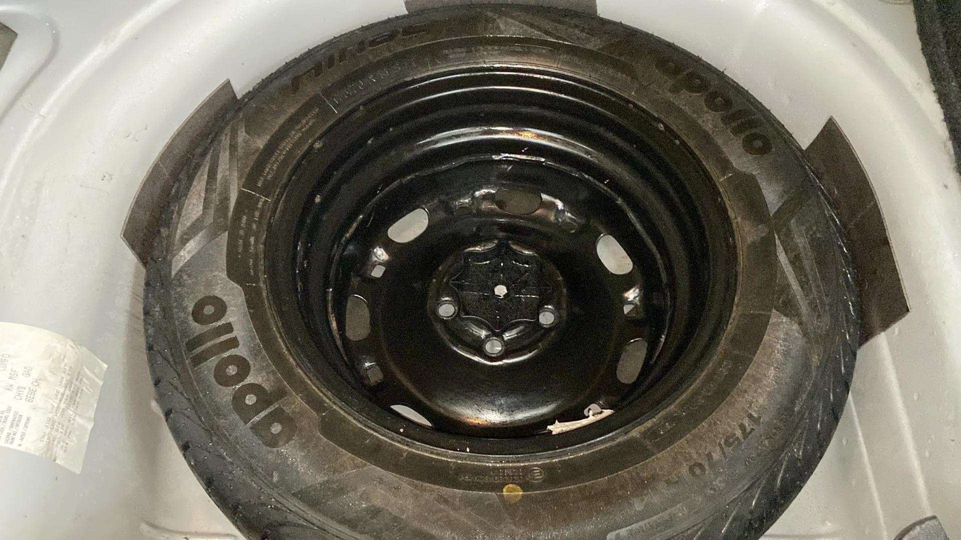 Spare-Tyre-22