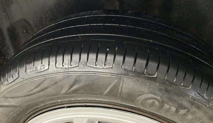 2018 Volkswagen Ameo COMFORTLINE 1.0L, Petrol, Manual, 64,284 km, Right Rear Tyre Tread