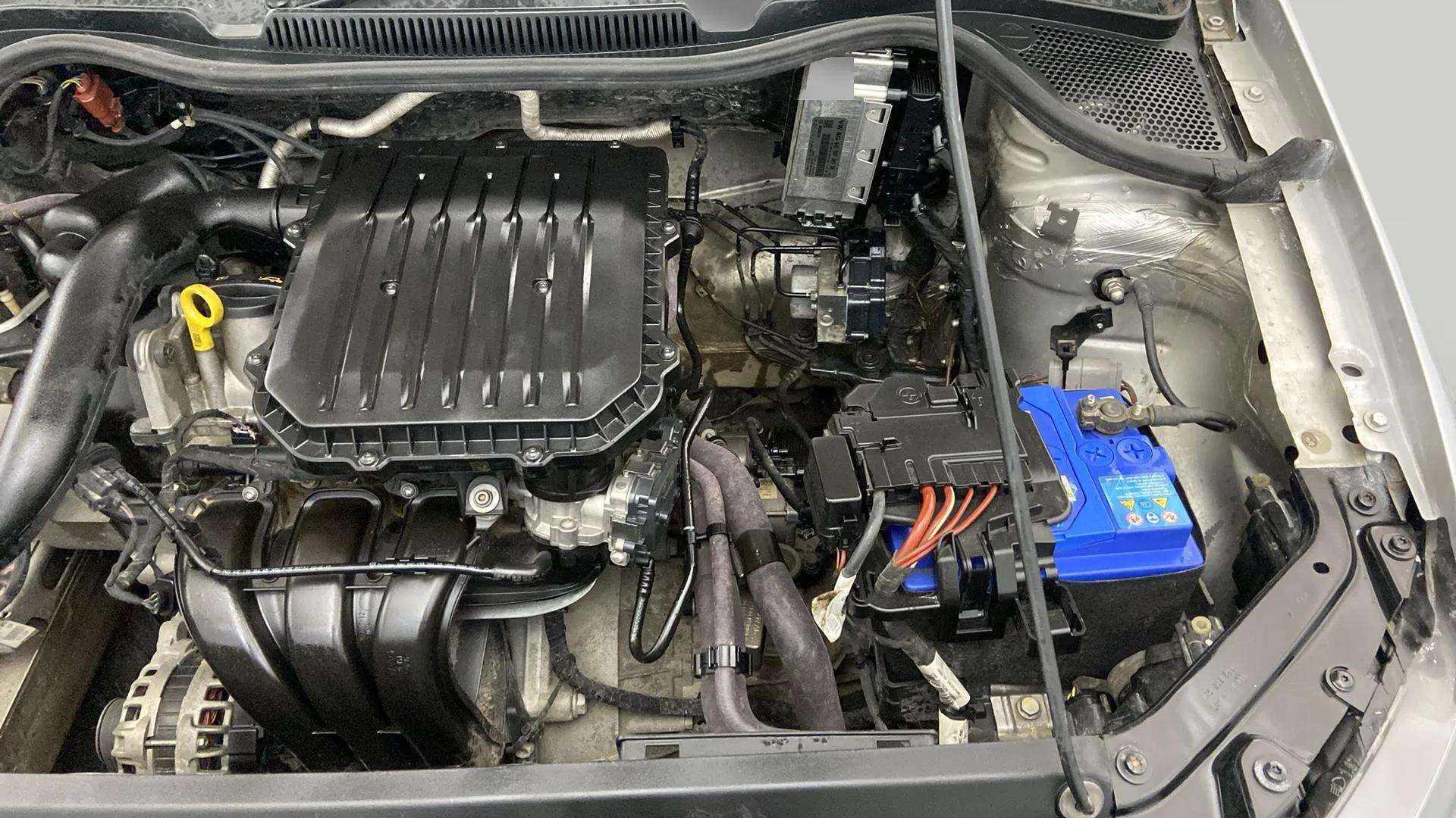 Engine-Left-Aligned-12