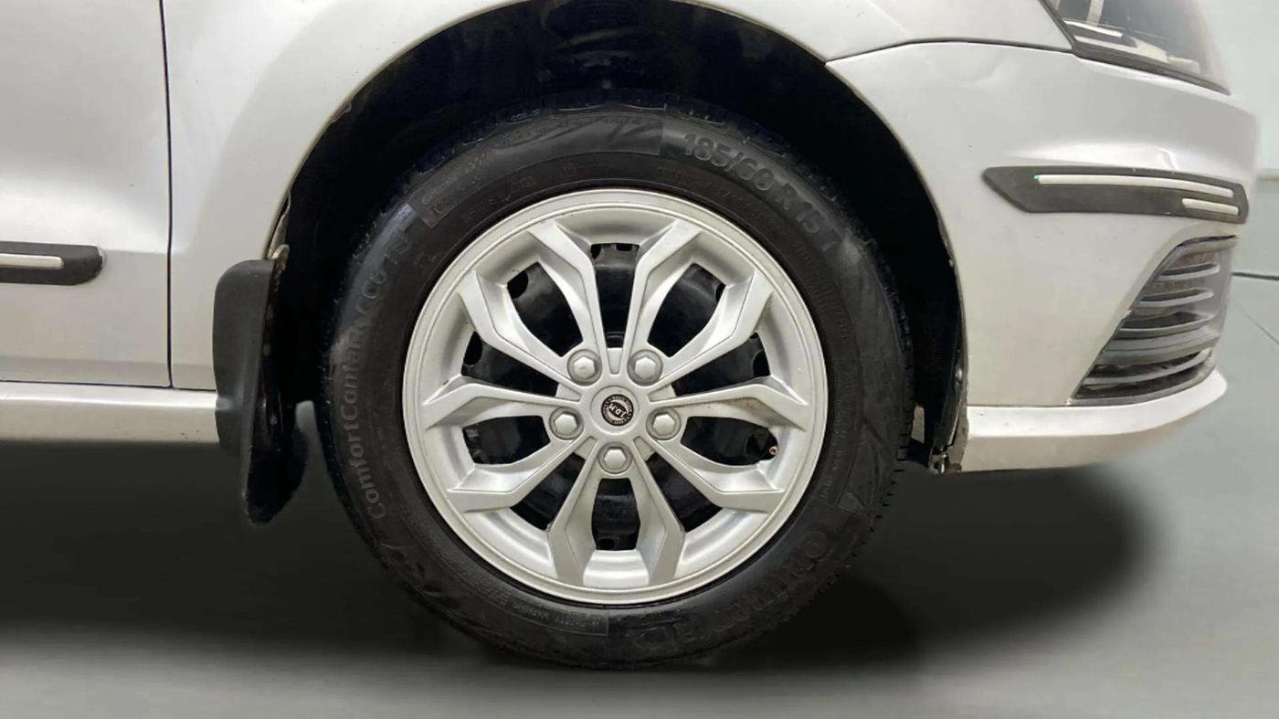 2018 Volkswagen Ameo COMFORTLINE 1.0L, Petrol, Manual, 64,284 km, Right Front Wheel