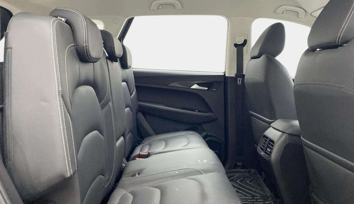 2019 MG HECTOR SMART 1.5 DCT PETROL, Petrol, Automatic, 40,294 km, Right Side Rear Door Cabin