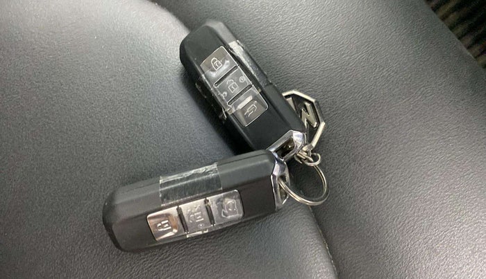 2019 MG HECTOR SMART 1.5 DCT PETROL, Petrol, Automatic, 40,294 km, Key Close Up