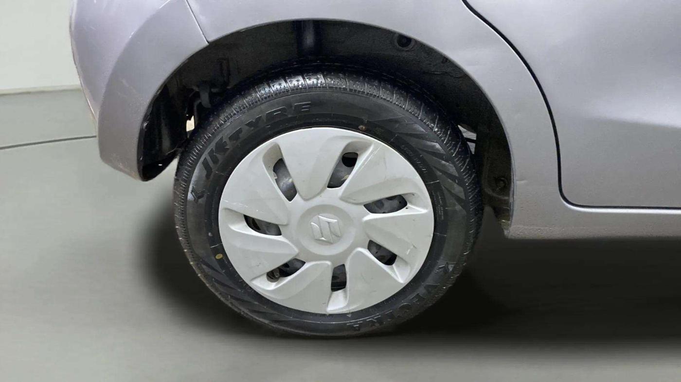 2017 Maruti Celerio VXI AMT, Petrol, Automatic, 7,165 km, Right Rear Wheel