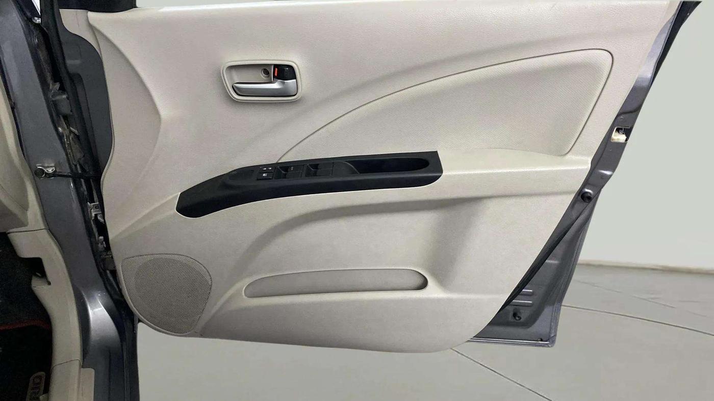 2017 Maruti Celerio VXI AMT, Petrol, Automatic, 7,165 km, Driver Side Door Panels Control