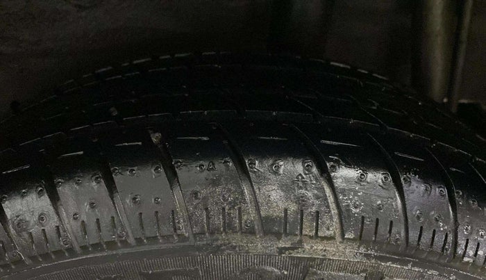 2017 Maruti Celerio VXI AMT, Petrol, Automatic, 7,029 km, Left Rear Tyre Tread