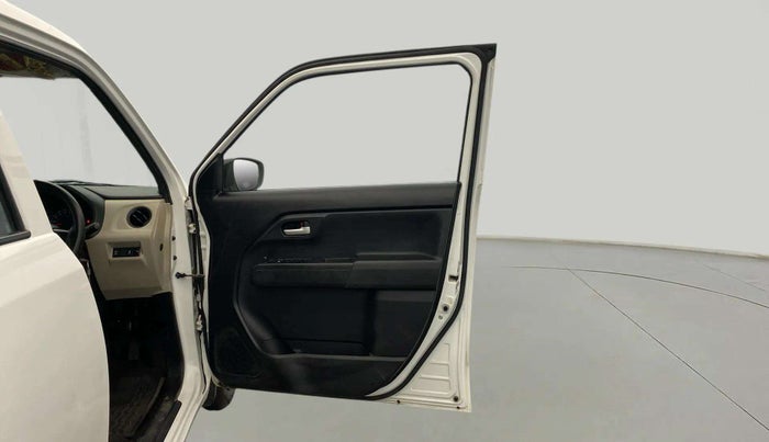 2023 Maruti New Wagon-R VXI 1.0 AMT, Petrol, Automatic, 13,586 km, RHS Front Door
