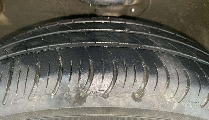 2021 Maruti S PRESSO VXI PLUS AMT, Petrol, Automatic, 21,912 km, Left Front Tyre Tread