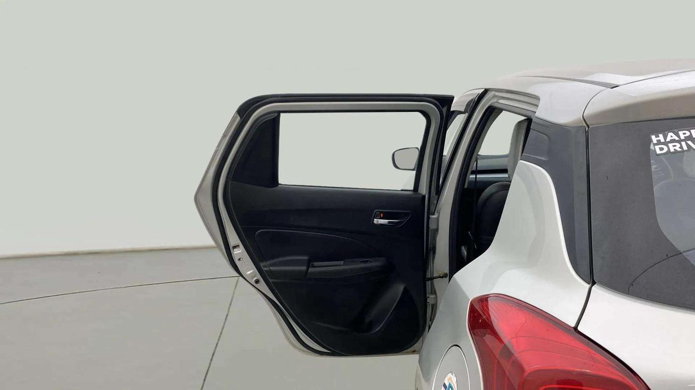 2023 Maruti Swift VXI CNG, CNG, Manual, 42,482 km, LHS Rear Door
