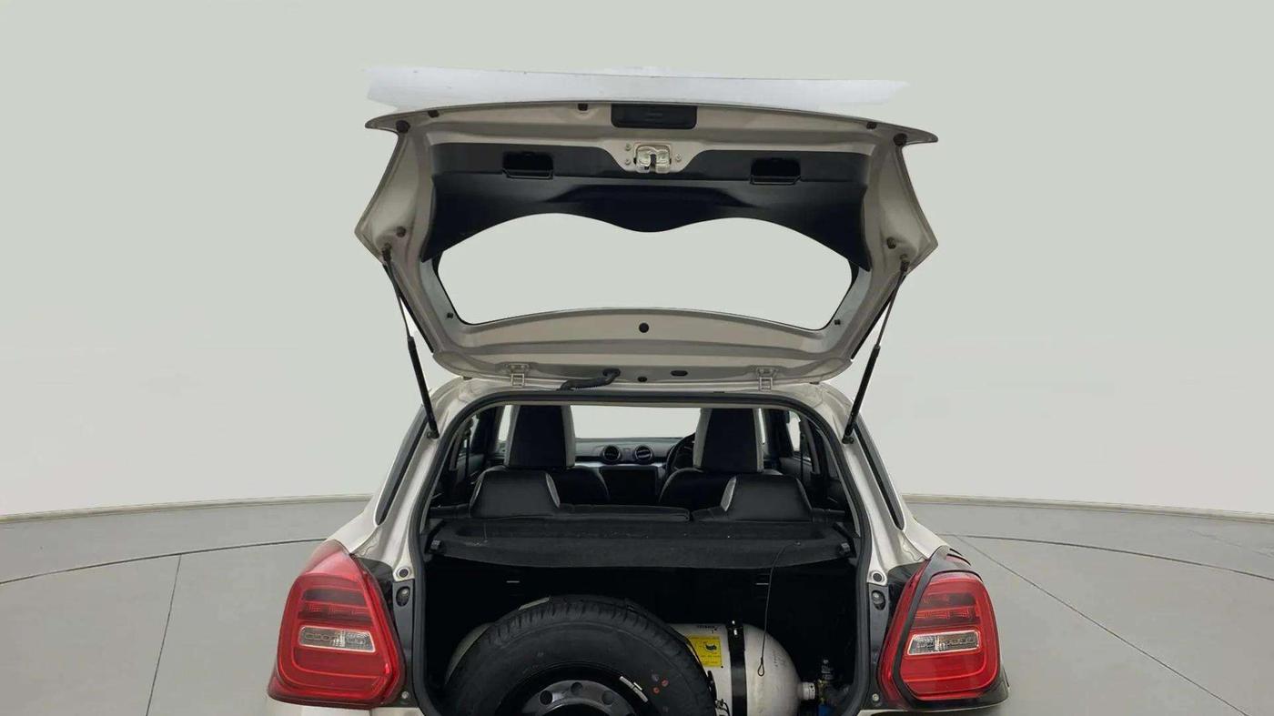 2023 Maruti Swift VXI CNG, CNG, Manual, 42,482 km, Boot Door Open