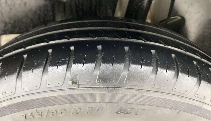 2023 Maruti Swift VXI CNG, CNG, Manual, 42,474 km, Left Rear Tyre Tread