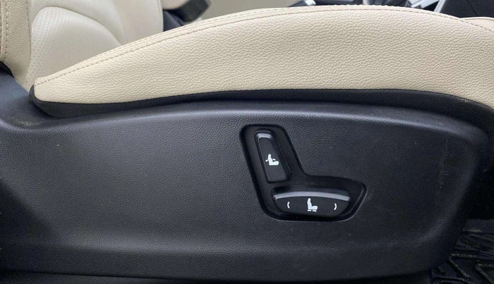 2023 MG HECTOR SMART PRO 1.5 TURBO MT PETROL, Petrol, Manual, 14,602 km, Driver Side Adjustment Panel