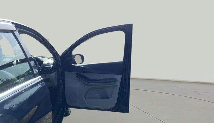 2021 Tata Tiago XT PETROL, Petrol, Manual, 43,547 km, RHS Front Door