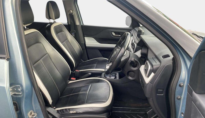2023 Tata PUNCH CREATIVE AMT 1.2 RTN DUAL TONE, Petrol, Automatic, 50,937 km, Right Side Front Door Cabin