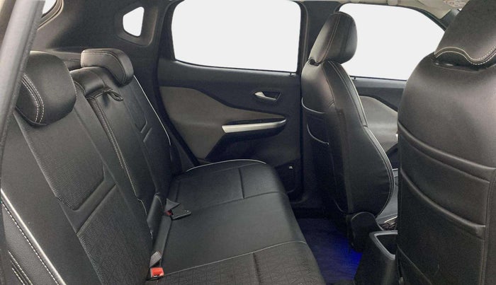 2022 Nissan MAGNITE XV PREMIUM TURBO CVT, Petrol, Automatic, 34,598 km, Right Side Rear Door Cabin