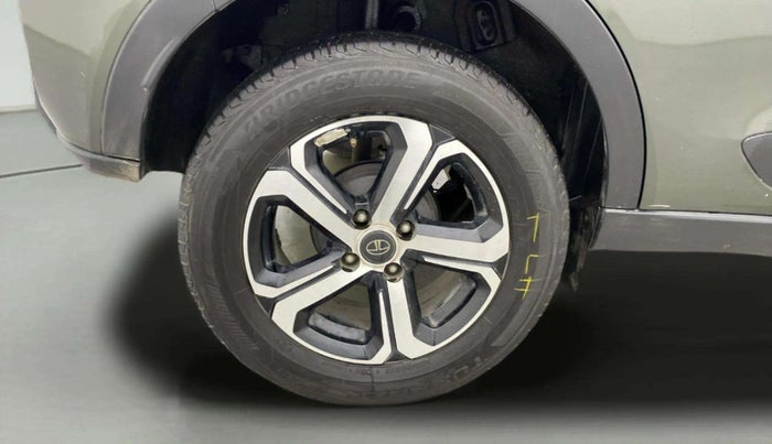 2023 Tata NEXON XZA PLUS DIESEL, Diesel, Automatic, 30,146 km, Right Rear Wheel