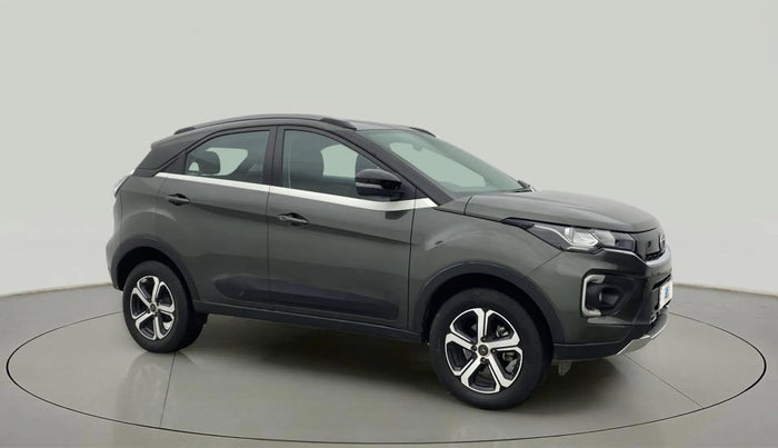 2023 Tata NEXON XZA PLUS DIESEL, Diesel, Automatic, 30,146 km, Right Front Diagonal
