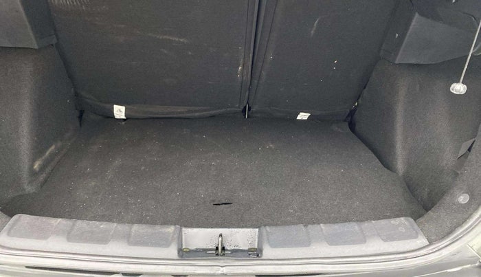 2023 Tata NEXON XZA PLUS DIESEL, Diesel, Automatic, 30,146 km, Boot Inside