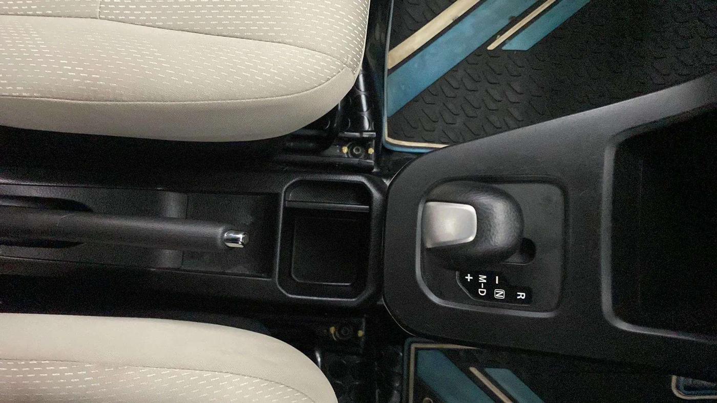 2020 Maruti New Wagon-R VXI 1.2 AMT, Petrol, Automatic, 44,610 km, Gear Lever