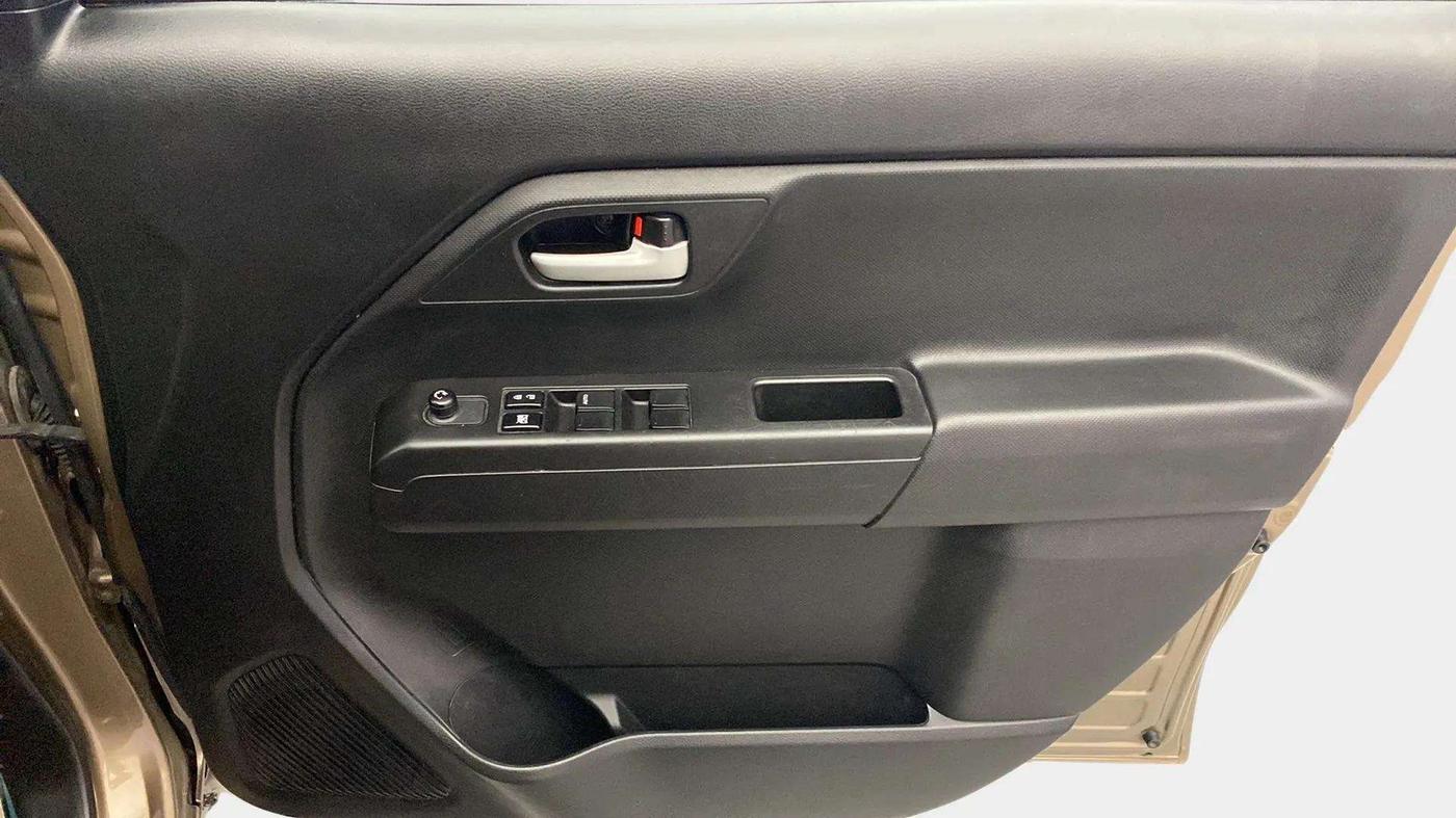 2020 Maruti New Wagon-R VXI 1.2 AMT, Petrol, Automatic, 44,610 km, Driver Side Door Panels Control