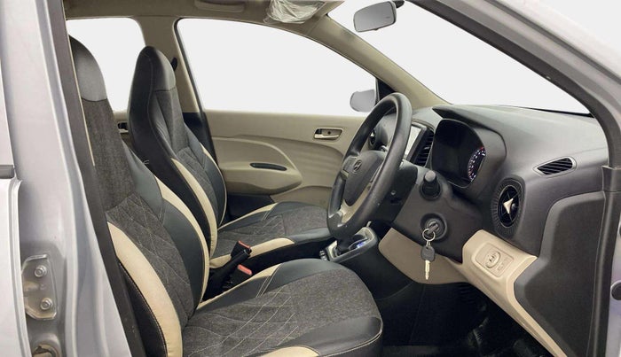 2021 Hyundai NEW SANTRO SPORTZ AMT, Petrol, Automatic, 31,650 km, Right Side Front Door Cabin