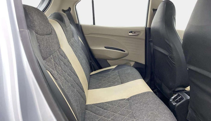 2021 Hyundai NEW SANTRO SPORTZ AMT, Petrol, Automatic, 31,650 km, Right Side Rear Door Cabin