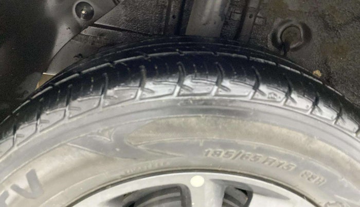 2019 Hyundai Elite i20 SPORTZ PLUS 1.2, Petrol, Manual, 41,853 km, Right Rear Tyre Tread