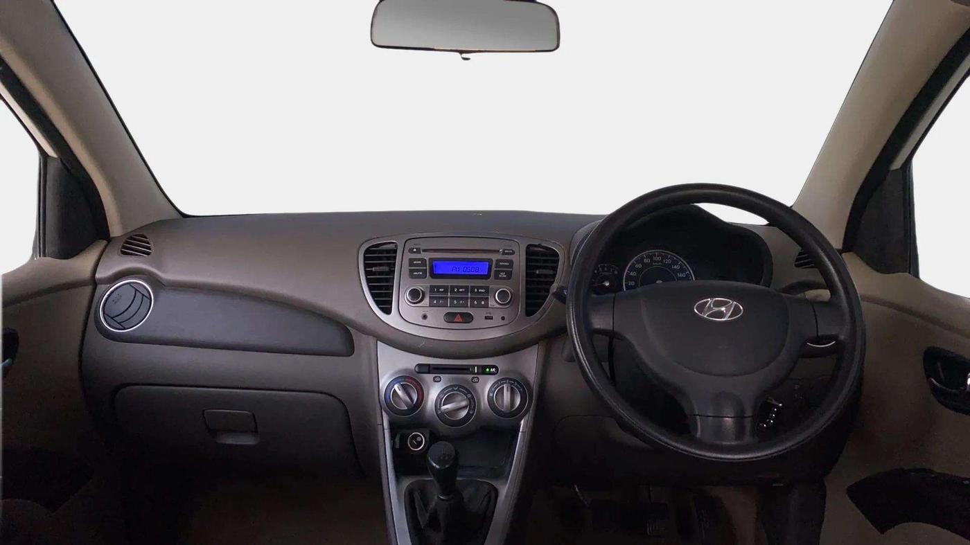 2013 Hyundai i10 MAGNA 1.2, Petrol, Manual, 48,769 km, Dashboard