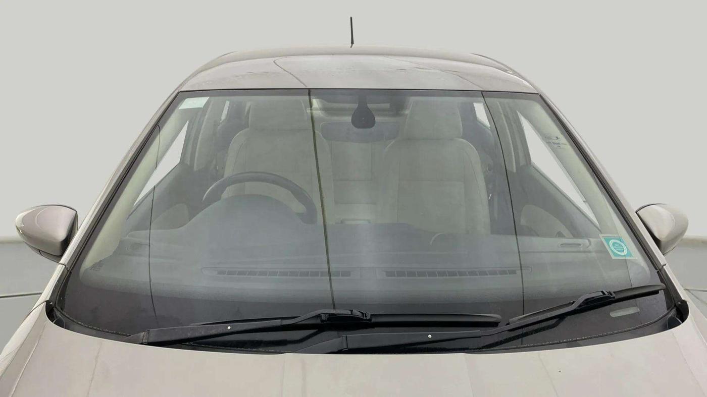 2018 Skoda Rapid STYLE 1.6 MPI, Petrol, Manual, 97,262 km, Front Windshield
