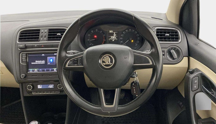 2018 Skoda Rapid STYLE 1.6 MPI, Petrol, Manual, 97,262 km, Steering Wheel Close Up