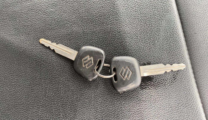 2021 Maruti Eeco 5 STR AC CNG, CNG, Manual, 57,780 km, Key Close Up