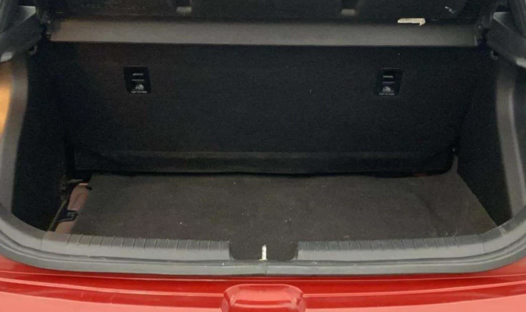 2018 Hyundai i20 Active 1.2 SX, Petrol, Manual, 25,411 km, Boot Inside