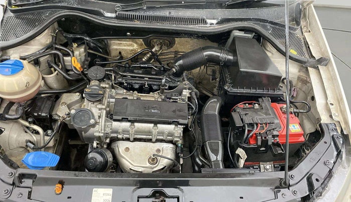 2013 Volkswagen Polo HIGHLINE1.2L, Petrol, Manual, 75,090 km, Engine View - Left